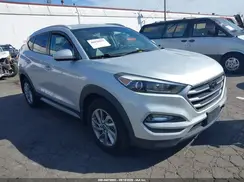 KM8J3CA4XJU732866 2018 HYUNDAI TUCSON