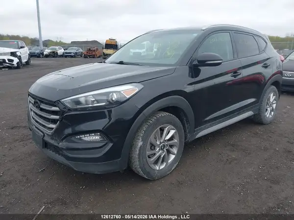KM8J3CA4XJU733256 2018 HYUNDAI TUCSON - Image 2