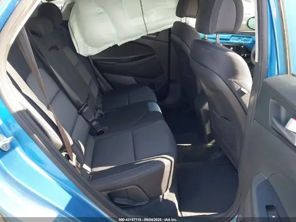 KM8J3CA4XJU737551 2018 HYUNDAI TUCSON - Image 8