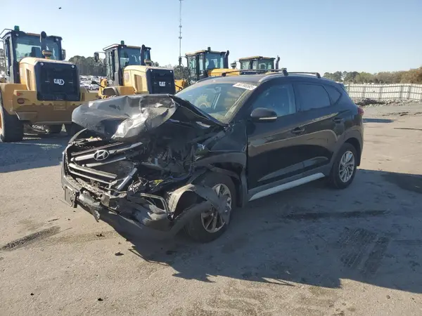KM8J3CA4XJU740093 2018 HYUNDAI TUCSON - Image 1