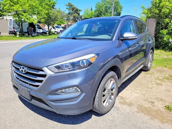KM8J3CA4XJU746282 2018 HYUNDAI TUCSON - Image 2