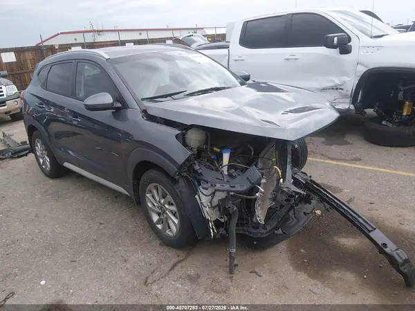 KM8J3CA4XJU749179 2018 HYUNDAI TUCSON - Image 1