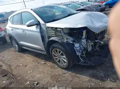 KM8J3CA4XJU766063 2018 HYUNDAI TUCSON