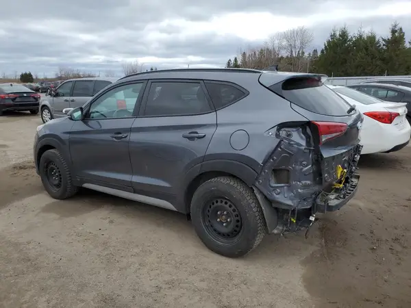 KM8J3CA4XJU772798 2018 HYUNDAI TUCSON - Image 2