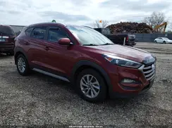 KM8J3CA4XJU800597 2018 HYUNDAI TUCSON