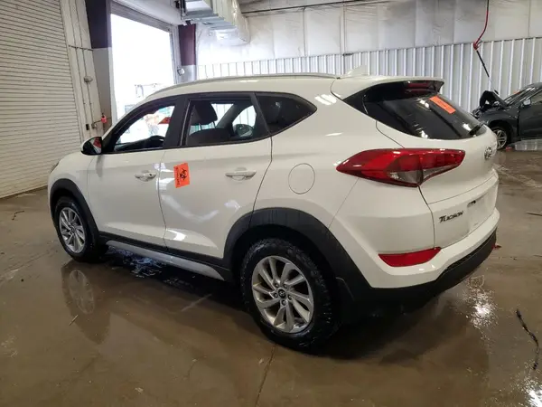 KM8J3CA4XJU802382 2018 HYUNDAI TUCSON - Image 2