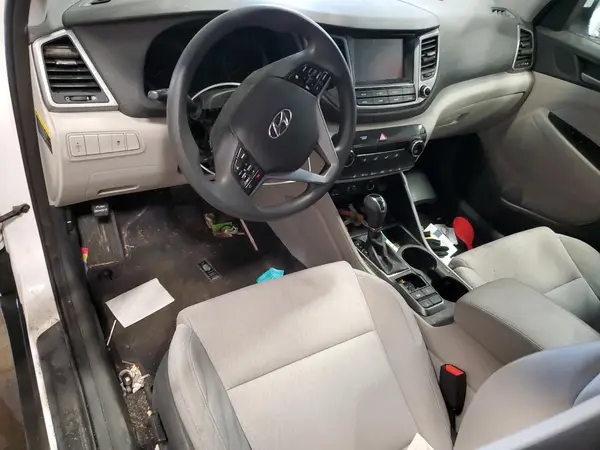 KM8J3CA4XJU802382 2018 HYUNDAI TUCSON - Image 8