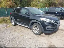 KM8J3CA4XJU824463 2018 HYUNDAI TUCSON