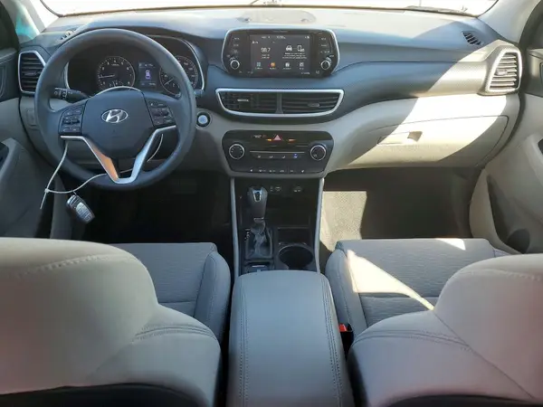 KM8J3CA4XKU040060 2019 HYUNDAI TUCSON - Image 8