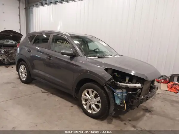 KM8J3CA4XKU999300 2019 HYUNDAI TUCSON - Image 1
