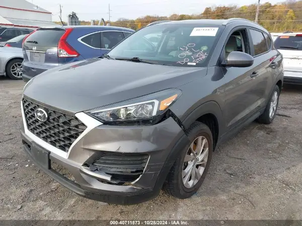 KM8J3CA4XLU142346 2020 HYUNDAI TUCSON - Image 2