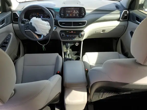 KM8J3CA4XLU169806 2020 HYUNDAI TUCSON - Image 8