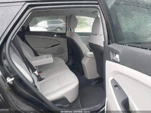 KM8J3CA4XLU264902 2020 HYUNDAI TUCSON - Image 8