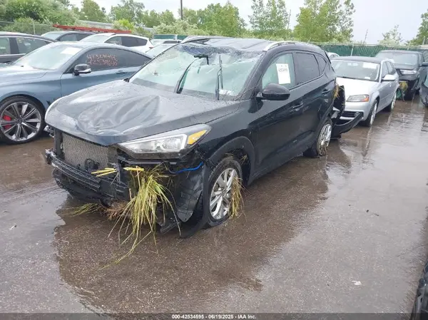 KM8J3CA4XMU359347 2021 HYUNDAI TUCSON - Image 2