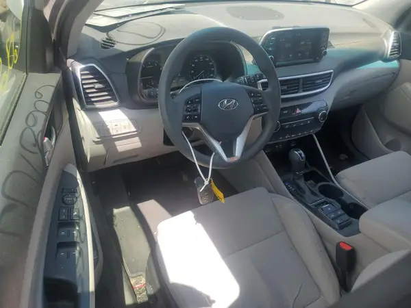 KM8J3CA4XMU374088 2021 HYUNDAI TUCSON - Image 8