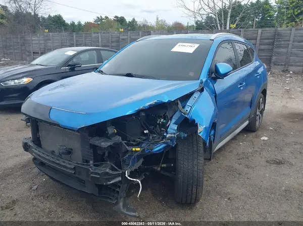 KM8J3CAL0JU697312 2018 HYUNDAI TUCSON - Image 2