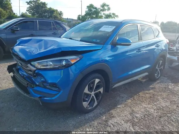 KM8J3CAL0JU699982 2018 HYUNDAI TUCSON - Image 2