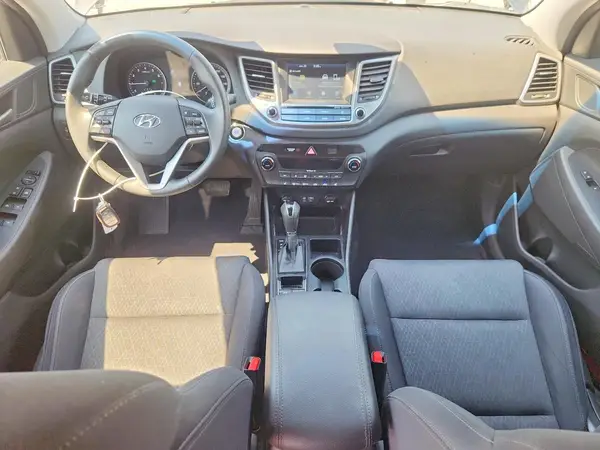 KM8J3CAL0JU733581 2018 HYUNDAI TUCSON - Image 8