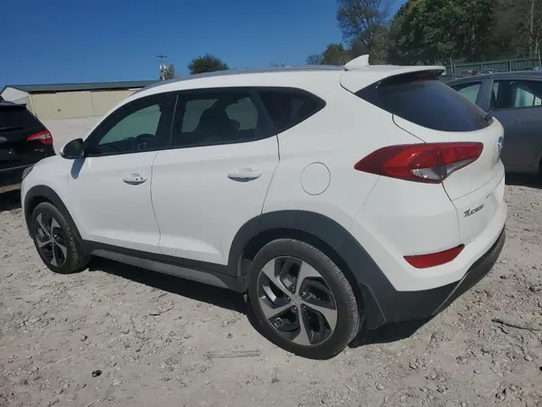 KM8J3CAL0JU745150 2018 HYUNDAI TUCSON - Image 2