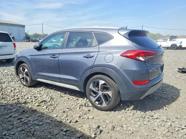 KM8J3CAL0JU770615 2018 HYUNDAI TUCSON - Image 2