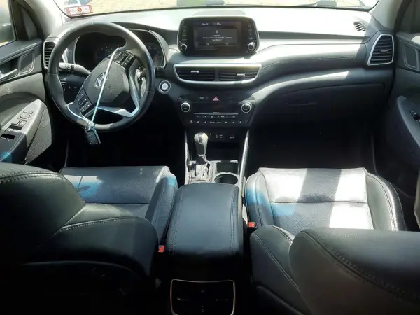 KM8J3CAL0KU009326 2019 HYUNDAI TUCSON - Image 8