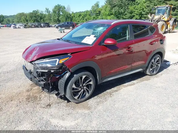 KM8J3CAL0KU035540 2019 HYUNDAI TUCSON - Image 2