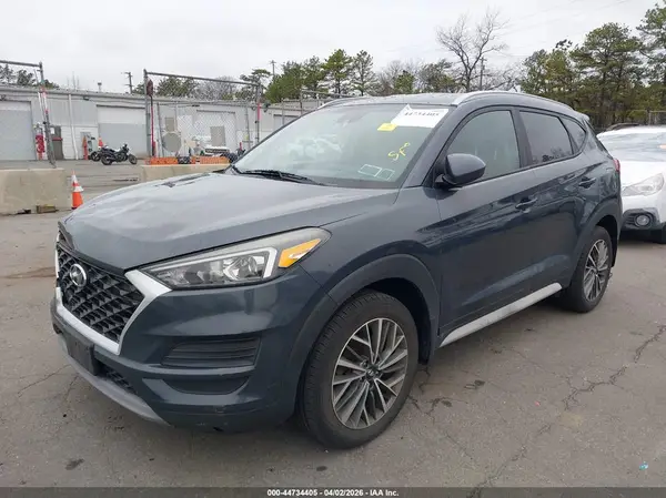 KM8J3CAL0KU061359 2019 HYUNDAI TUCSON - Image 2
