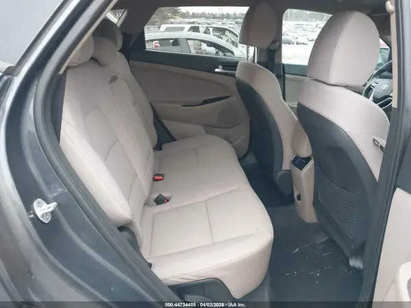 KM8J3CAL0KU061359 2019 HYUNDAI TUCSON - Image 8