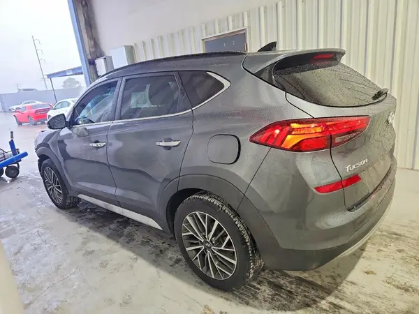 KM8J3CAL0KU066805 2019 HYUNDAI TUCSON - Image 2