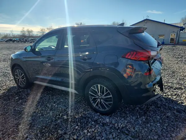 KM8J3CAL0KU070837 2019 HYUNDAI TUCSON - Image 2