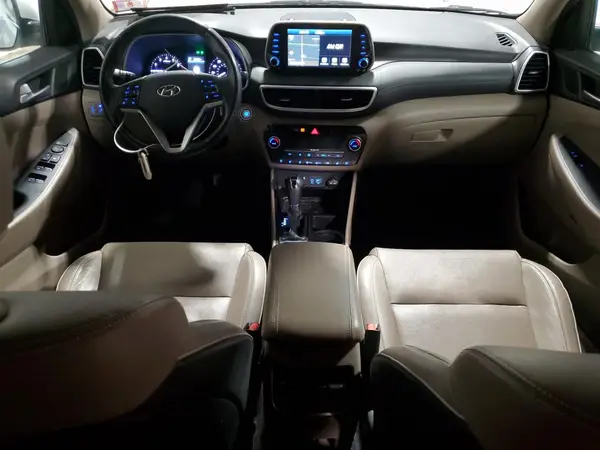 KM8J3CAL0KU930039 2019 HYUNDAI TUCSON - Image 8