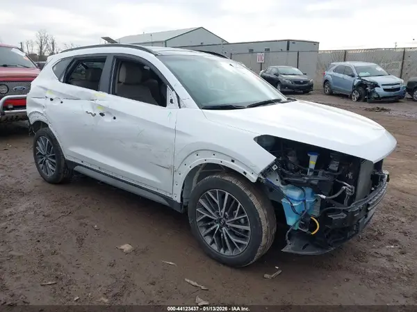 KM8J3CAL0LU145568 2020 HYUNDAI TUCSON - Image 1