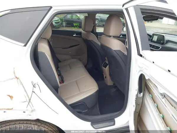 KM8J3CAL0LU145568 2020 HYUNDAI TUCSON - Image 8