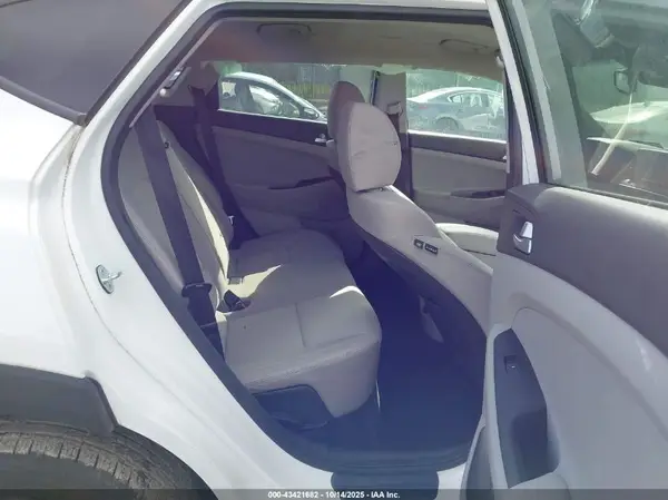 KM8J3CAL0LU227784 2020 HYUNDAI TUCSON - Image 8