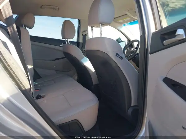 KM8J3CAL0LU271431 2020 HYUNDAI TUCSON - Image 8