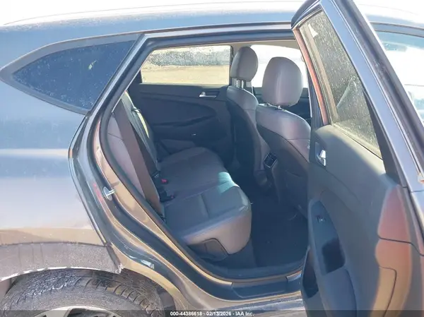 KM8J3CAL0LU280484 2020 HYUNDAI TUCSON - Image 8