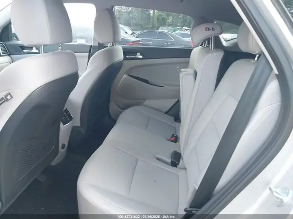 KM8J3CAL0MU383373 2021 HYUNDAI TUCSON - Image 8