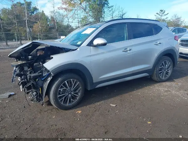 KM8J3CAL0MU388430 2021 HYUNDAI TUCSON - Image 2