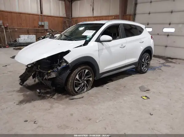 KM8J3CAL0MU404819 2021 HYUNDAI TUCSON - Image 2