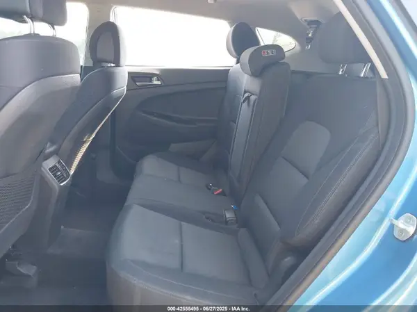 KM8J3CAL1JU723786 2018 HYUNDAI TUCSON - Image 8