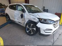 KM8J3CAL1JU760773 2018 HYUNDAI TUCSON