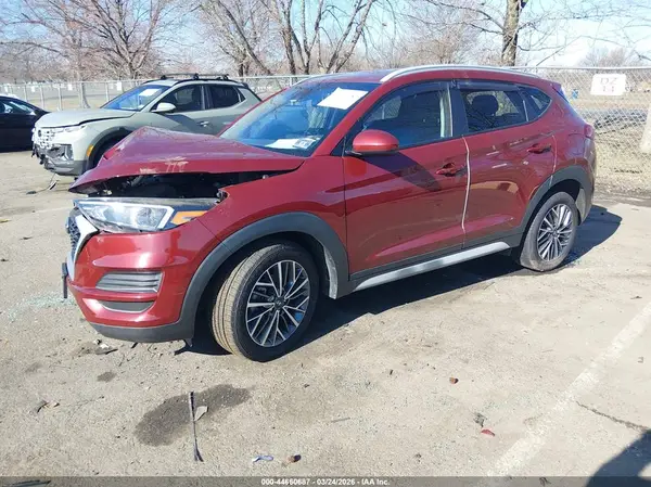 KM8J3CAL1KU006127 2019 HYUNDAI TUCSON - Image 2