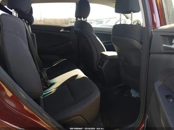 KM8J3CAL1KU006127 2019 HYUNDAI TUCSON - Image 8