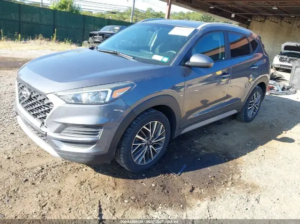 KM8J3CAL1KU934598 2019 HYUNDAI TUCSON - Image 2