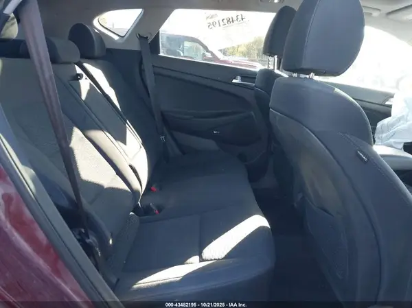 KM8J3CAL1KU990685 2019 HYUNDAI TUCSON - Image 8