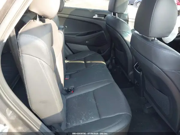 KM8J3CAL1LU095232 2020 HYUNDAI TUCSON - Image 8