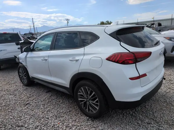 KM8J3CAL1LU254153 2020 HYUNDAI TUCSON - Image 2