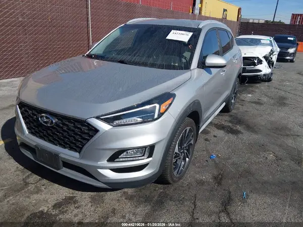 KM8J3CAL1LU280073 2020 HYUNDAI TUCSON - Image 2