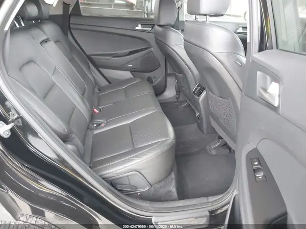 KM8J3CAL1MU283119 2021 HYUNDAI TUCSON - Image 8