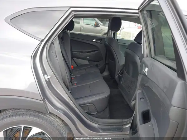 KM8J3CAL1MU360233 2021 HYUNDAI TUCSON - Image 8